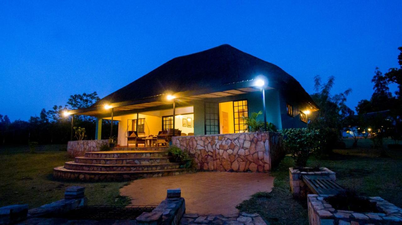 Buyala Bliss On The Nile Villa Jinja Exterior foto